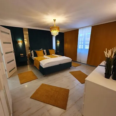 Old Town Collection * Bucureşti